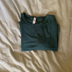 NWT Lululemon Classic-fit cotton-blend long sleeve